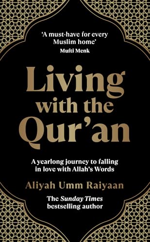 کاور کتاب Living the Quran: A Yearlong Journey Through the Words of God