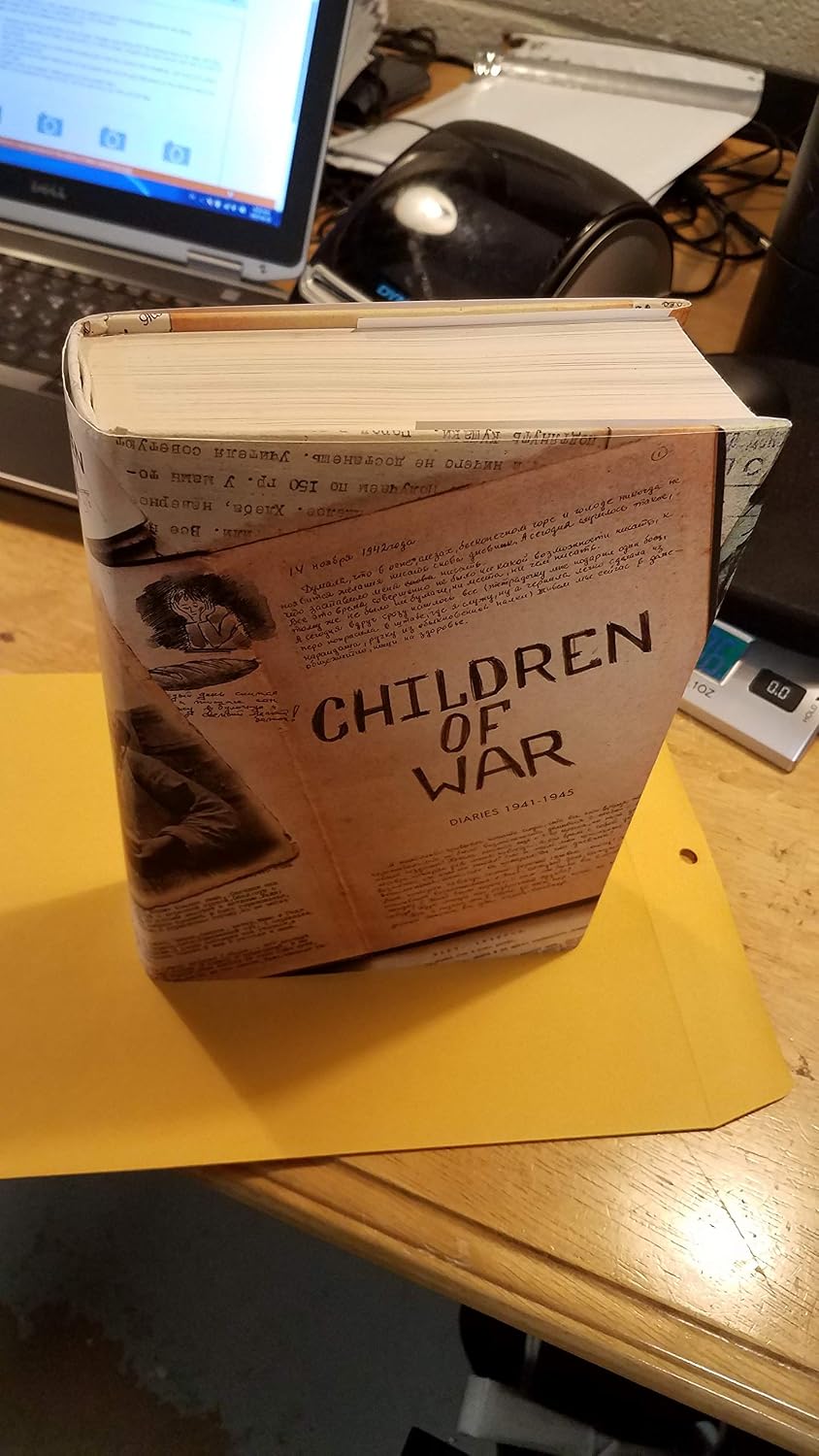 کاور کتاب Children of War: diaries 1941-1945